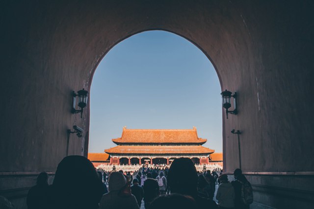 八字终身运势到底咋看？别迷信，也别说它没用-第3张图片-慢点富算命网